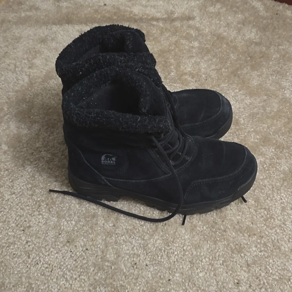 Sorel Black Suede Winter Lace-Up Boots